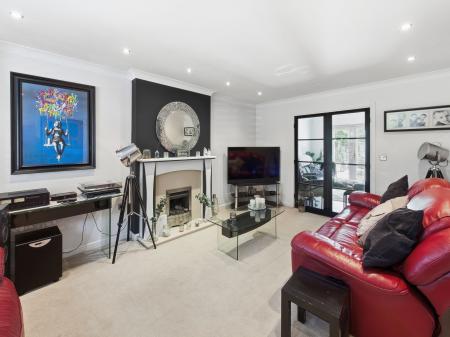 4 bedroom Detached house for sale in Maple Leaf Gardens, Worksop, S80