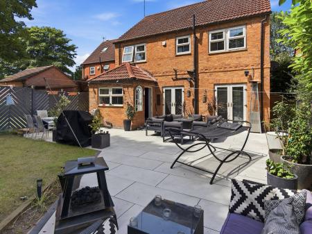 4 bedroom Detached house for sale in Maple Leaf Gardens, Worksop, S80
