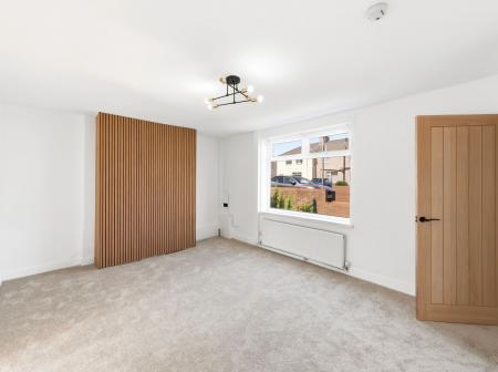 3 bedroom Semi-detached house for sale in Sutton Road, Askern, DN6