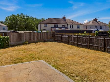 3 bedroom Semi-detached house for sale in Sutton Road, Askern, DN6