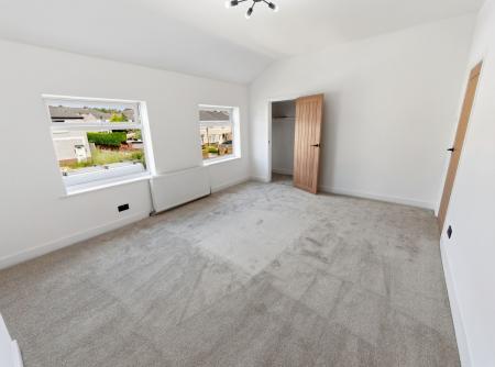 3 bedroom Semi-detached house for sale in Sutton Road, Askern, DN6