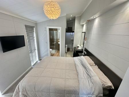 2 bedroom Park home for sale in Heron Lakes, Beverly, HU17