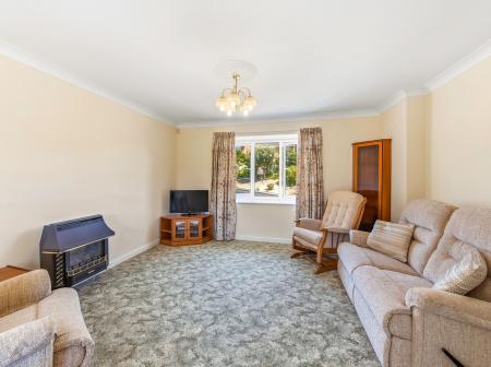 3 bedroom Detached bungalow for sale in Winster Grove, Worksop, S81