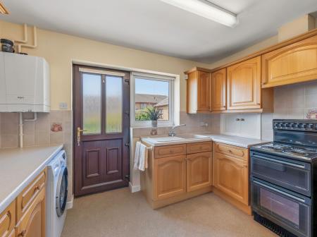 3 bedroom Detached bungalow for sale in Winster Grove, Worksop, S81