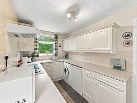 3 bedroom Detached house for sale in Meadow Road, Worksop, S80