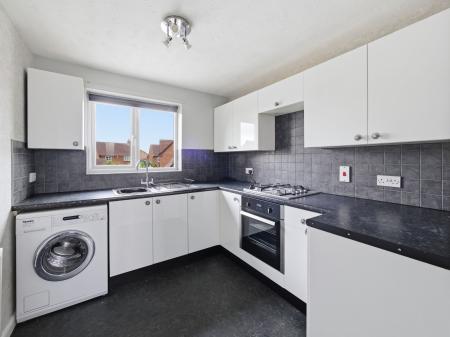 2 bedroom Flat for sale in St. Annes Way, Worksop, S80