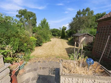 3 bedroom Semi-detached house for sale in Dunstan Crescent, Worksop, S80