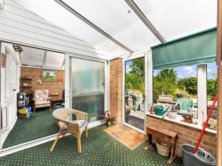 3 bedroom Semi-detached house for sale in Dunstan Crescent, Worksop, S80