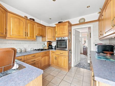 3 bedroom Semi-detached house for sale in Dunstan Crescent, Worksop, S80