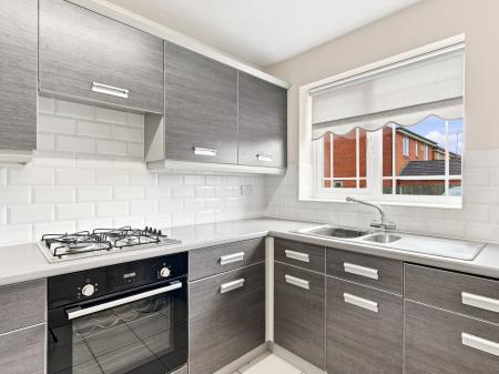 3 bedroom Semi-detached house for sale in Oakham Drive, Carlton-In-Lindrick, S81