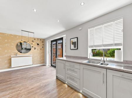 4 bedroom Property for sale in Gatekeeper Way, Worksop, S81