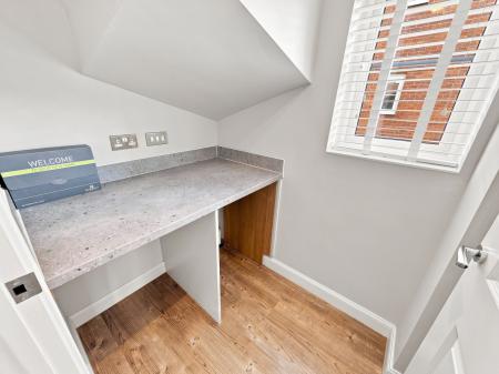 4 bedroom Property for sale in Gatekeeper Way, Worksop, S81