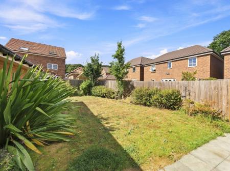 4 bedroom Property for sale in Gatekeeper Way, Worksop, S81