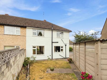 3 bedroom Semi-detached house for sale in Stewart Road, Carlton-In-Lindrick, S81