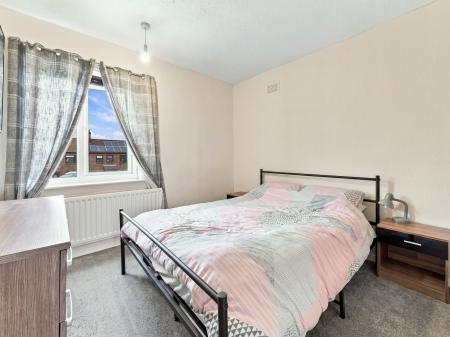 3 bedroom Semi-detached house for sale in Clinton Street, Worksop, S80