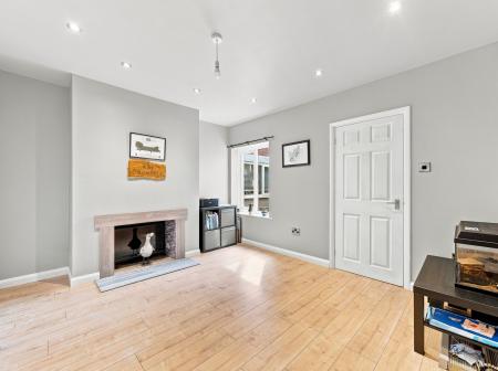 3 bedroom Semi-detached house for sale in Kilton Road, Worksop, S80