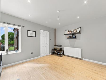 3 bedroom Semi-detached house for sale in Kilton Road, Worksop, S80