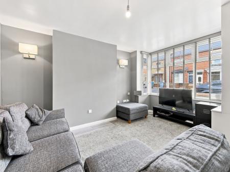 3 bedroom Semi-detached house for sale in Kilton Road, Worksop, S80