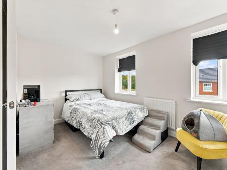 4 bedroom Semi-detached house for sale in Ringlet Close, Worksop, S81