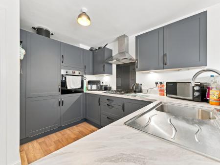 4 bedroom Semi-detached house for sale in Ringlet Close, Worksop, S81