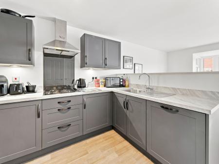 4 bedroom Semi-detached house for sale in Ringlet Close, Worksop, S81