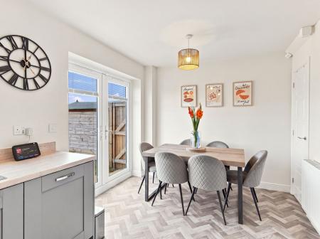 3 bedroom Semi-detached house for sale in Savanna Way, Worksop, S81