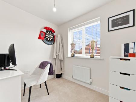 3 bedroom Semi-detached house for sale in Savanna Way, Worksop, S81