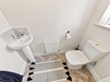 3 bedroom Semi-detached house for sale in Savanna Way, Worksop, S81