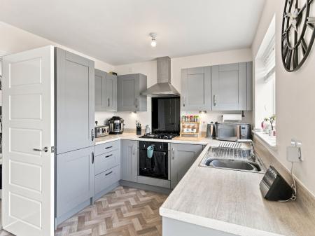 3 bedroom Semi-detached house for sale in Savanna Way, Worksop, S81