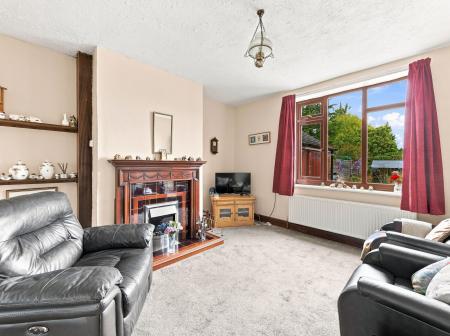 3 bedroom Semi-detached house for sale in Long Lane, Carlton-In-Lindrick, S81