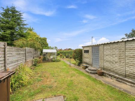 3 bedroom Semi-detached house for sale in Long Lane, Carlton-In-Lindrick, S81