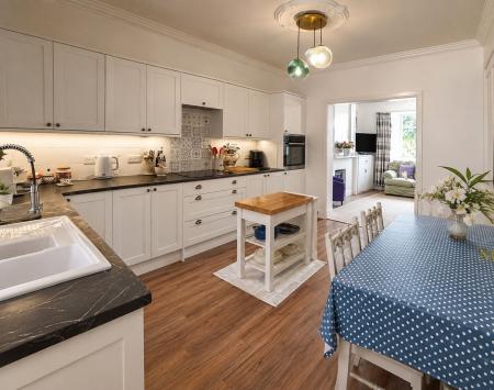 3 bedroom Semi-detached house for sale in Doncaster Road, Costhorpe, S81