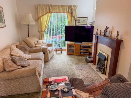 3 bedroom Semi-detached house for sale in Lodore Road, Worksop, S81