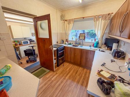 3 bedroom Semi-detached house for sale in Lodore Road, Worksop, S81