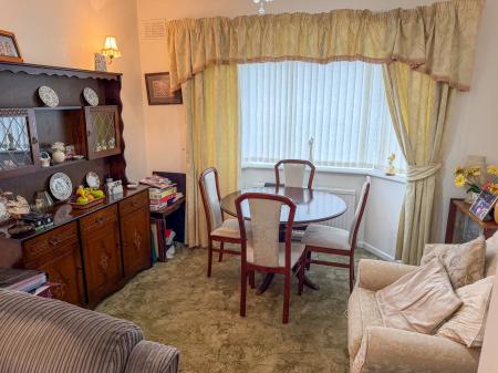 3 bedroom Semi-detached house for sale in Lodore Road, Worksop, S81