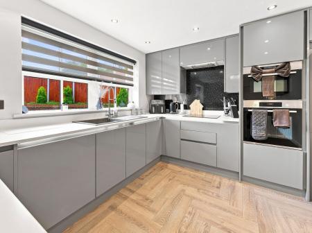 4 bedroom Detached house for sale in Sanderling Road, Gateford, S81