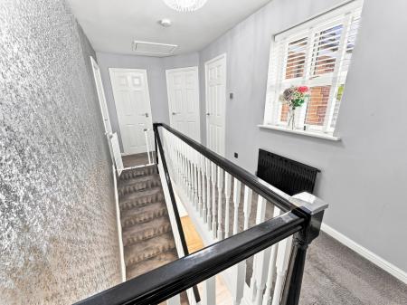 4 bedroom Detached house for sale in Sanderling Road, Gateford, S81