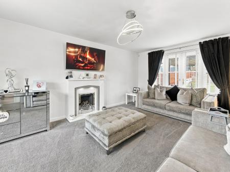 4 bedroom Detached house for sale in Sanderling Road, Gateford, S81