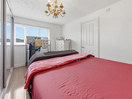 4 bedroom Detached house for sale in Long Lane, Carlton-In-Lindrick, S81