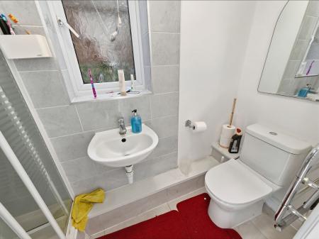 4 bedroom Detached house for sale in Long Lane, Carlton-In-Lindrick, S81
