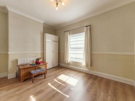 2 bedroom Terraced House for sale in Stubbing Lane, Worksop, S80
