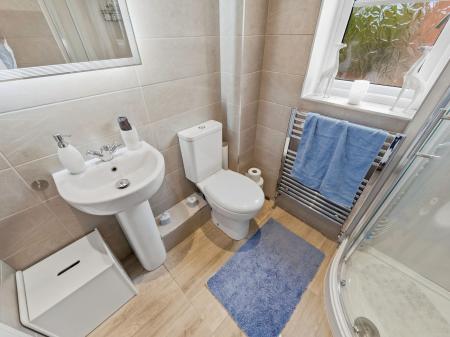 4 bedroom Semi-detached house for sale in Woodhouse Close, Rhodesia, S80