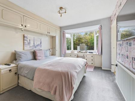 4 bedroom Semi-detached house for sale in Ringwood Crescent, Leeds, LS14