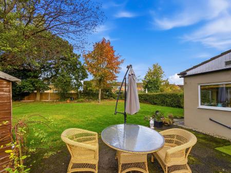 4 bedroom Semi-detached house for sale in Ringwood Crescent, Leeds, LS14