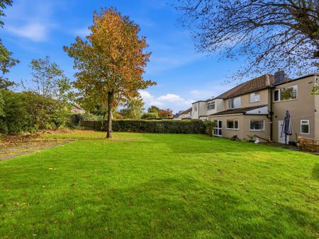 4 bedroom Semi-detached house for sale in Ringwood Crescent, Leeds, LS14