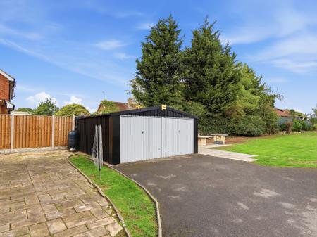 4 bedroom Detached house for sale in Maltby Road, Oldcotes, S81