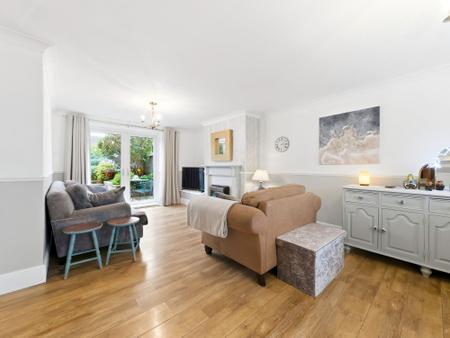 3 bedroom Semi-detached house for sale in Beckett Avenue, Carlton-In-Lindrick, S81