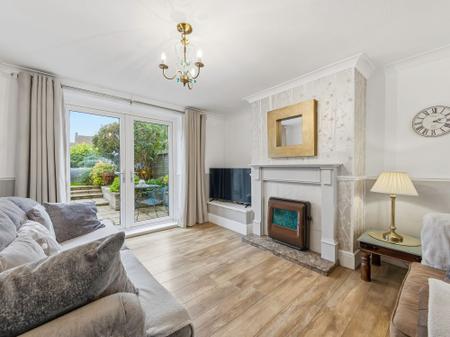 3 bedroom Semi-detached house for sale in Beckett Avenue, Carlton-In-Lindrick, S81