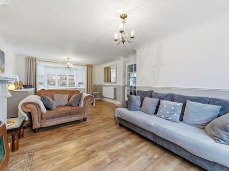 3 bedroom Semi-detached house for sale in Beckett Avenue, Carlton-In-Lindrick, S81