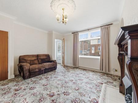 3 bedroom Semi-detached house for sale in Kilton Close, Worksop, S81
